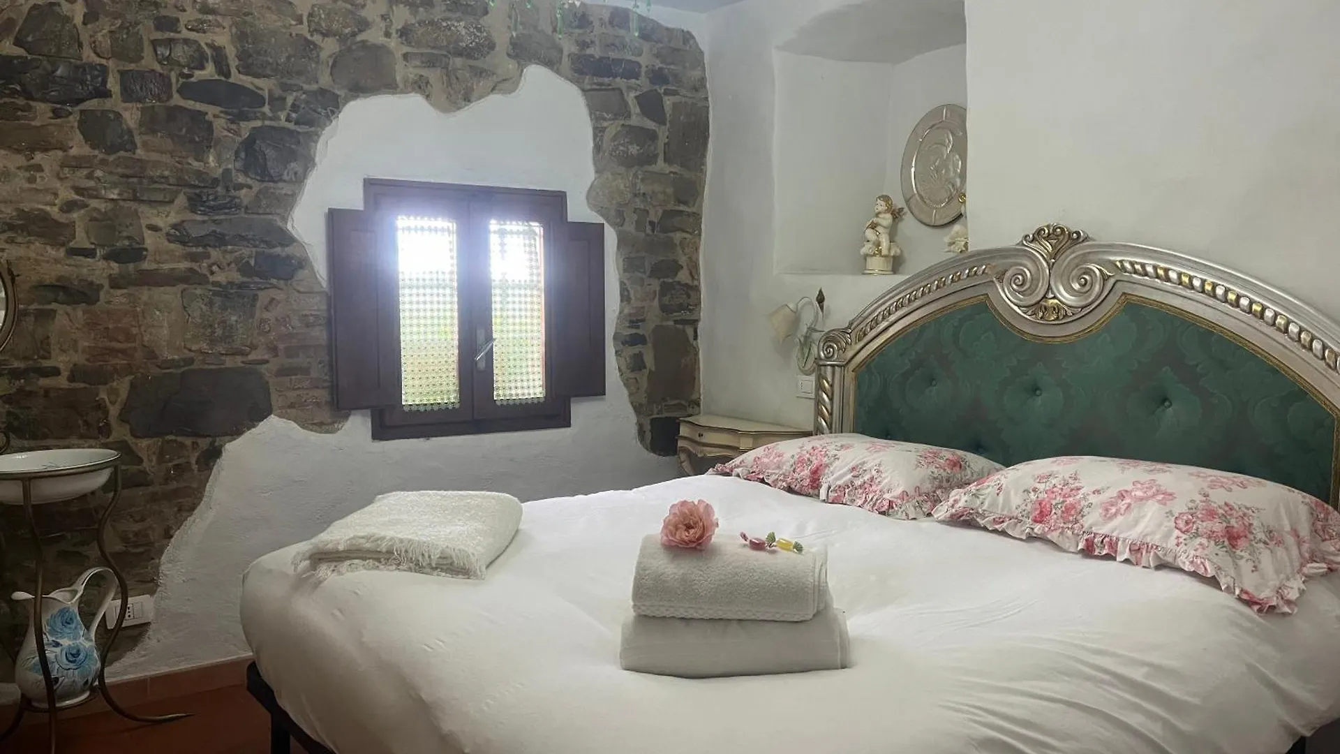 Il Fiorino Di Badia Apartment Badia A Passigano Italy
