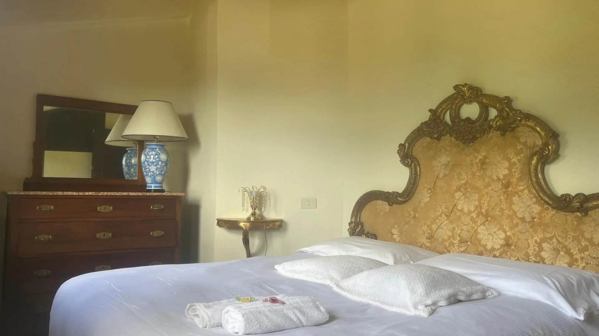 Apartment Ferienwohnung Il Fiorino Di Badia Badia A Passigano